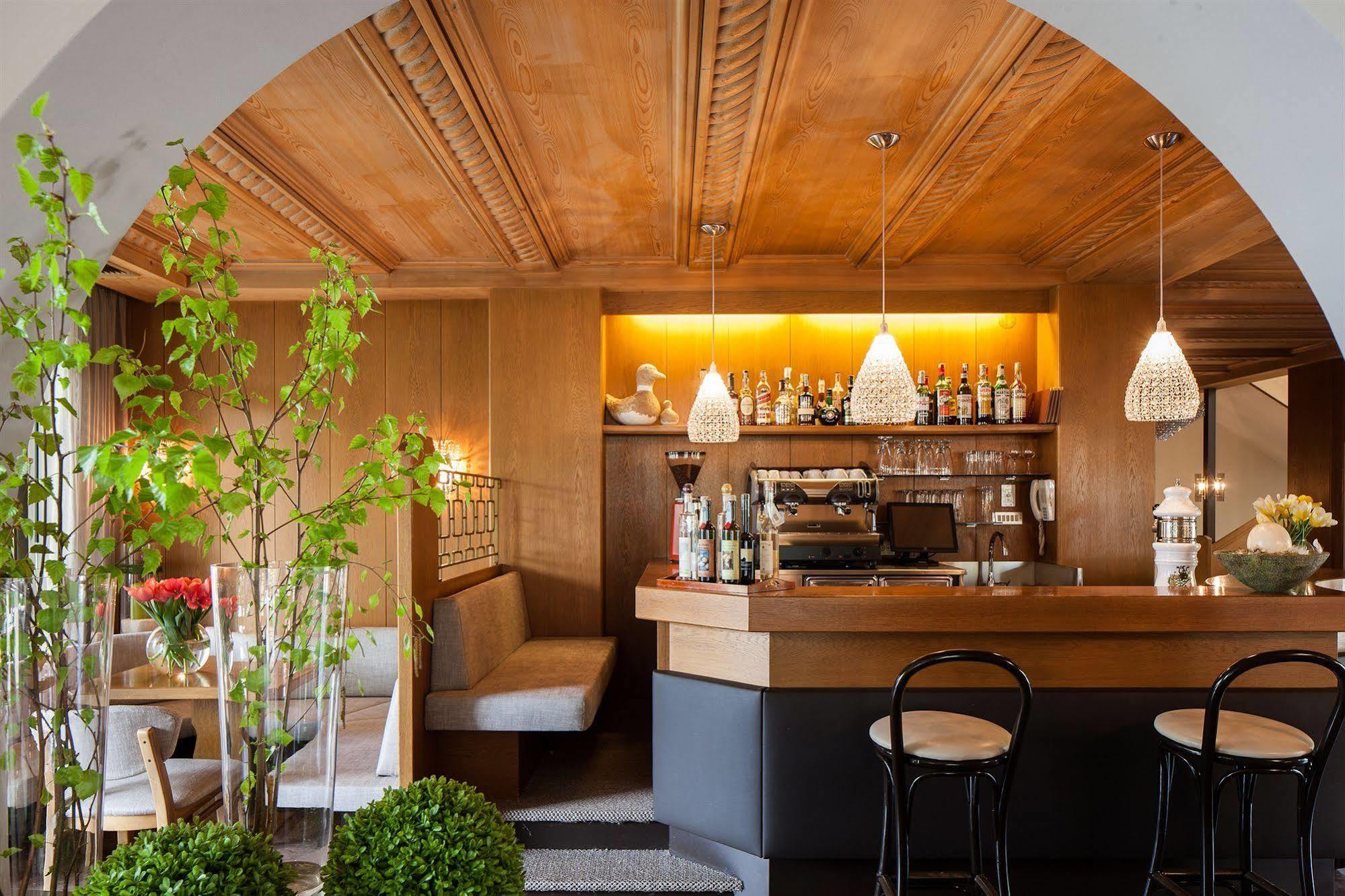 Hotel Pollinger 메라노 외부 사진